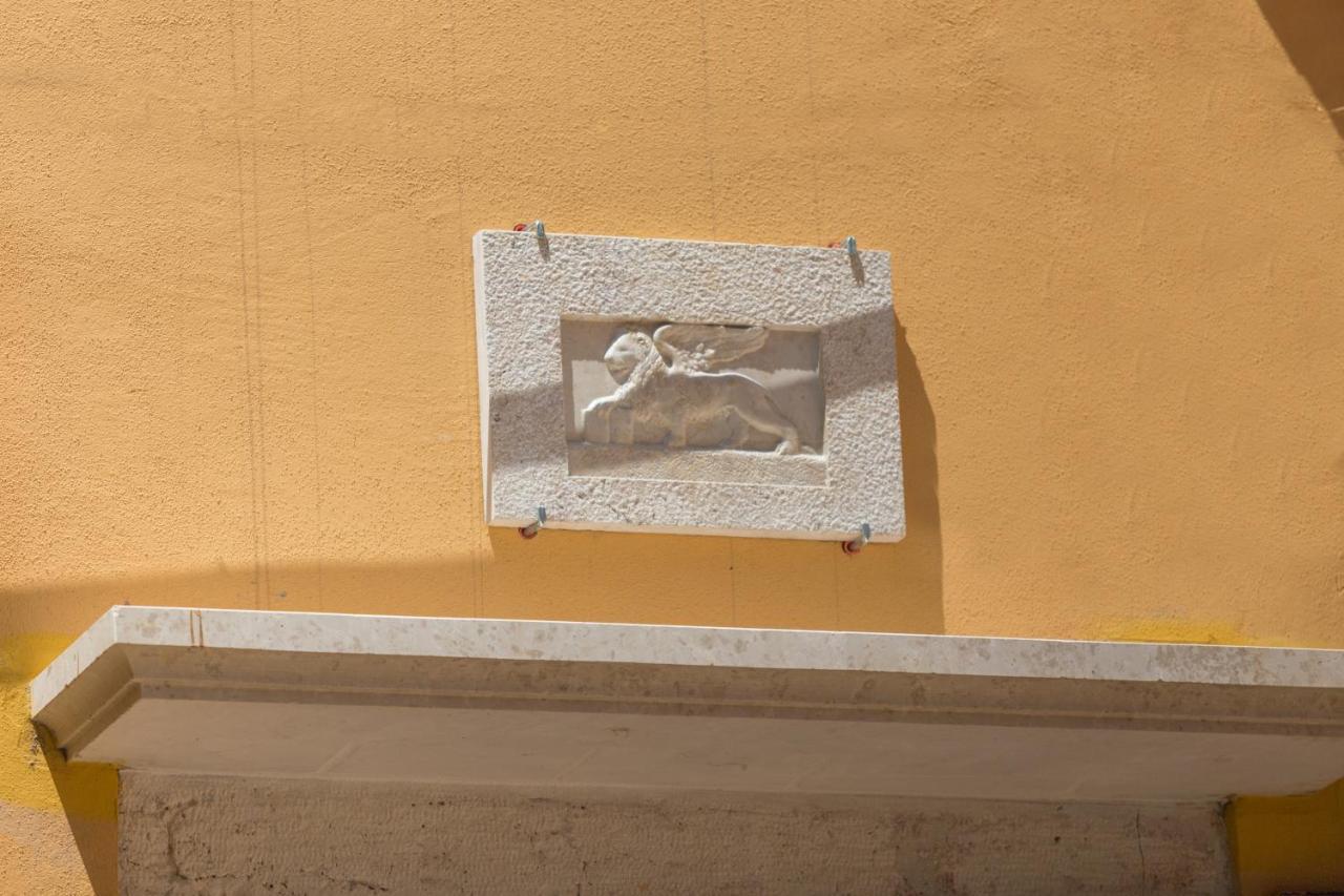 Apartment Lanterna Veneziana Ровинь Экстерьер фото